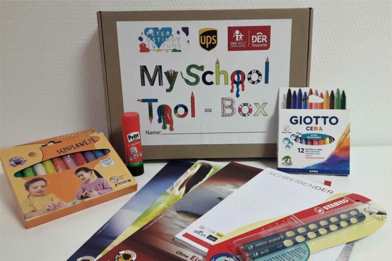 MY SCHOOL TOOL-BOXES for children in Frankfurt.