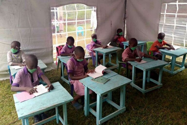 Endlich wieder Schule in Kenia